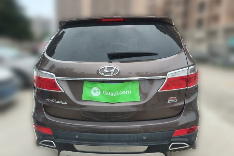 Used Hyundai Grand SantaFe 2013 3.0L 7-Seater Four-Wheel-Drive Comfort Edition Rear