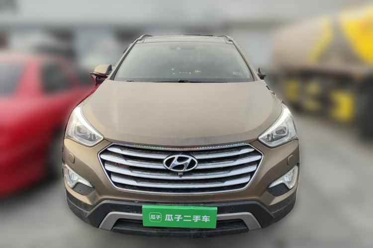 Used Hyundai Grand SantaFe 2013 3.0L 7-Seater 4x4 Flagship Edition Front