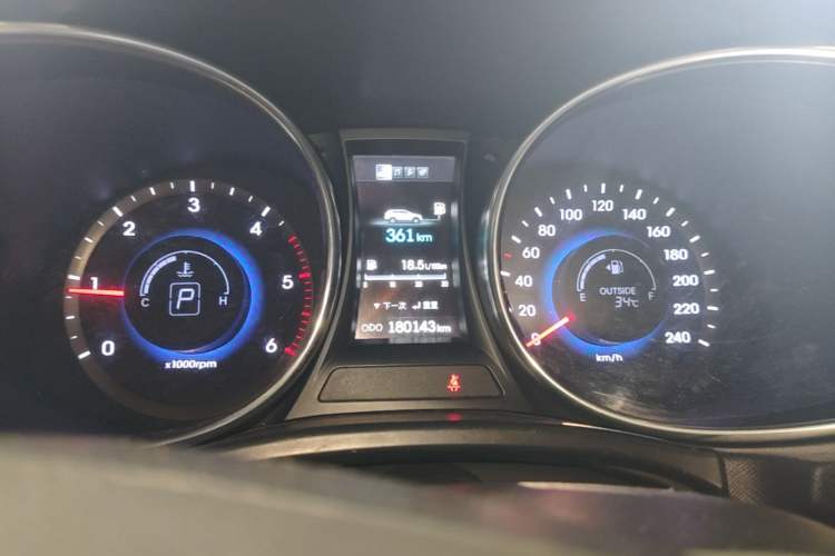 Used Hyundai Grand SantaFe 2013 2.2T 7-Seater Four-Wheel-Drive Comfort Edition Instrument Cluster