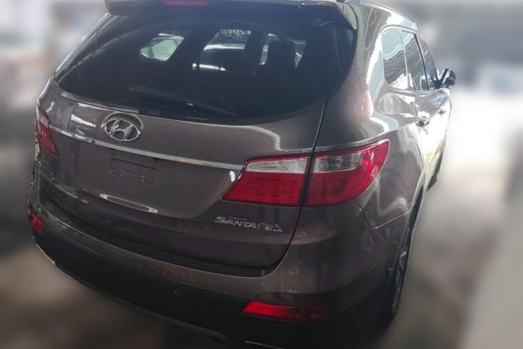 Used Hyundai Grand SantaFe 2013 2.2T 7-Seater Four-Wheel-Drive Comfort Edition Rear Right 45 Deg