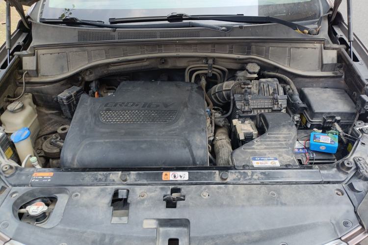 Used Hyundai Grand SantaFe 2013 2.2T 7-Seater Four-Wheel-Drive Flagship Edition Engine Bay