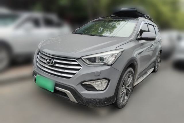 Used Hyundai Grand SantaFe 2013 2.2T 7-Seater Four-Wheel-Drive Brown Interior Flagship Edition