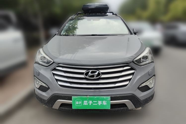 Used Hyundai Grand SantaFe 2013 2.2T 7-Seater Four-Wheel-Drive Brown Interior Flagship Edition Front