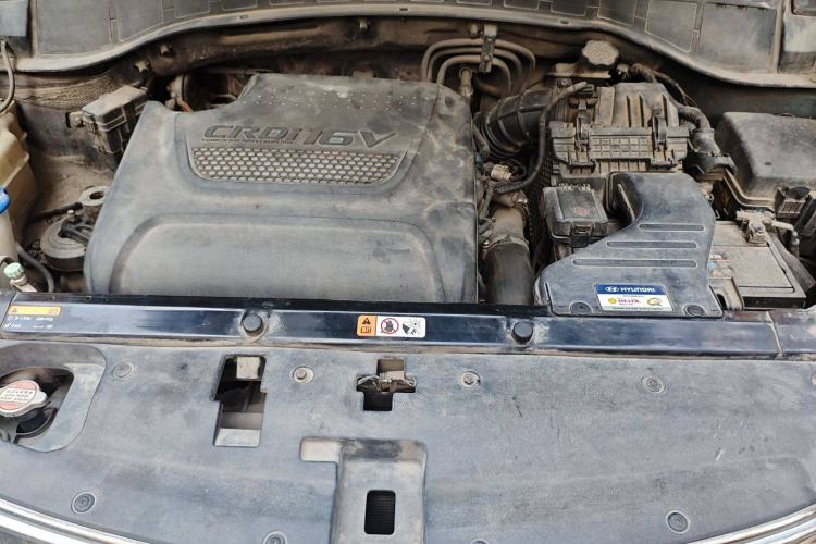 Used Hyundai Grand SantaFe 2013 2.2T 7-Seater Four-Wheel-Drive Comfort Edition Engine Bay