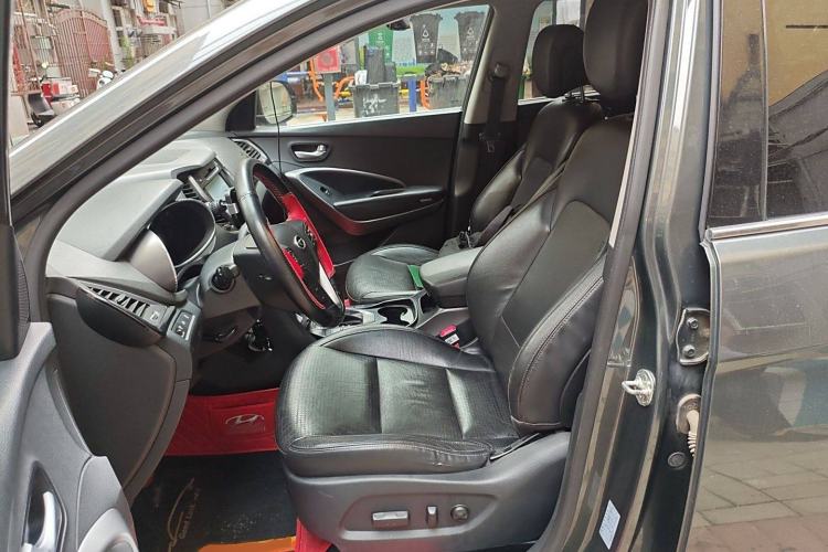 Used Hyundai Grand SantaFe 2013 2.2T 7-Seater Four-Wheel-Drive Comfort Edition Left Front Seat