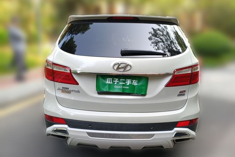 Used Hyundai Grand SantaFe 2013 3.0L 7-Seater 4x4 Flagship Edition Rear