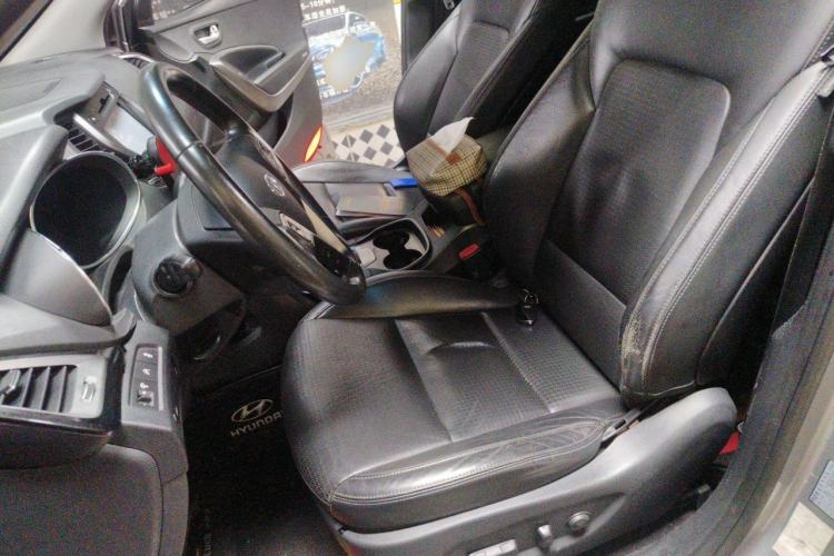 Used Hyundai Grand SantaFe 2013 3.0L 7-Seater Four-Wheel-Drive Comfort Edition Left Front Seat