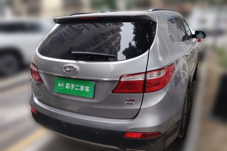 Used Hyundai Grand SantaFe 2013 3.0L 7-Seater 4x4 Flagship Edition Rear Right 45 Deg