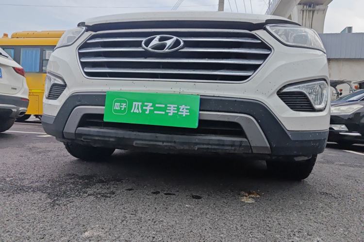 Used Hyundai Grand SantaFe 2013 3.0L 7-Seater Four-Wheel-Drive Comfort Edition Chassis Front