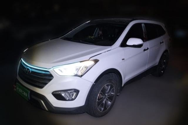 Used Hyundai Grand SantaFe 2013 3.0L 7-Seater Four-Wheel-Drive Comfort Edition
