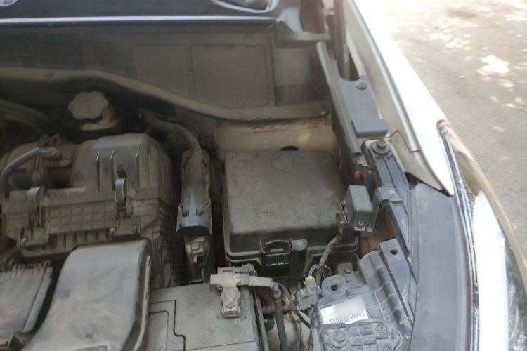 Used Hyundai Grand SantaFe 2013 2.2T 7-Seater Four-Wheel-Drive Luxury Edition Engine Bay Left