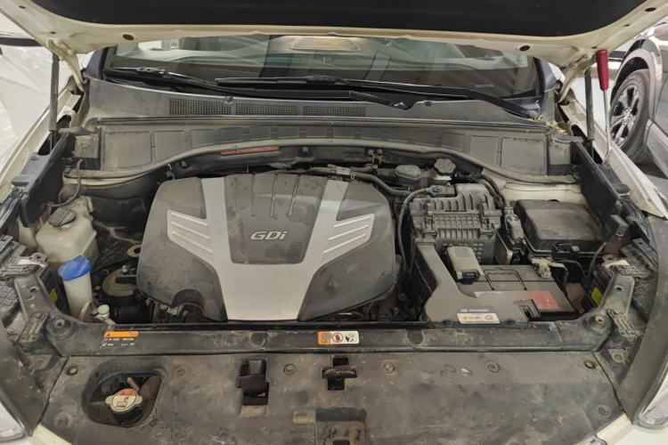 Used Hyundai Grand SantaFe 2013 3.0L 7-Seater 4x4 Flagship Edition Engine Bay