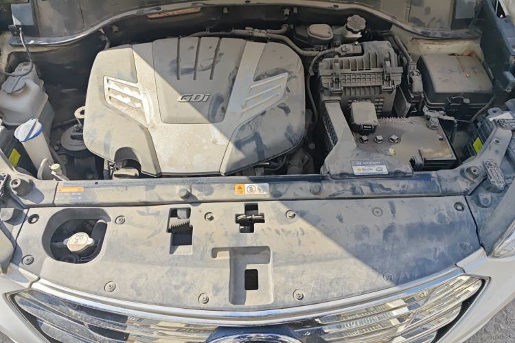 Used Hyundai Grand SantaFe 2013 3.0L 7-Seater 4x4 Flagship Edition Engine Bay