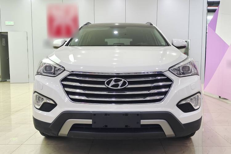 Used Hyundai Grand SantaFe 2013 3.0L 7-seat Four-Wheel-Drive Luxury Edition Exterior 1