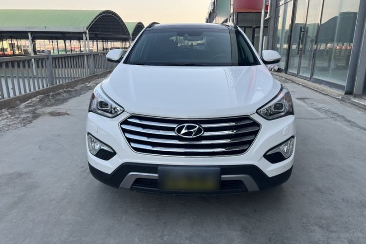 Used Hyundai Grand SantaFe 2013 3.0L 7-Seater 4x4 Flagship Edition Exterior 4