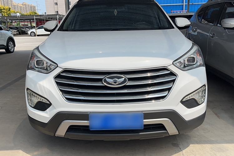 Used Hyundai Grand SantaFe 2013 3.0L 7-Seater Four-Wheel-Drive Comfort Edition Exterior 5