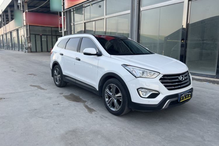 Used Hyundai Grand SantaFe 2013 3.0L 7-Seater 4x4 Flagship Edition Exterior 5