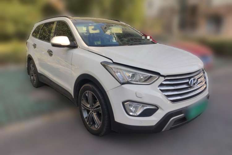 Used Hyundai Grand SantaFe 2013 2.2T 7-Seater Four-Wheel-Drive Flagship Edition Front Right 45 Deg