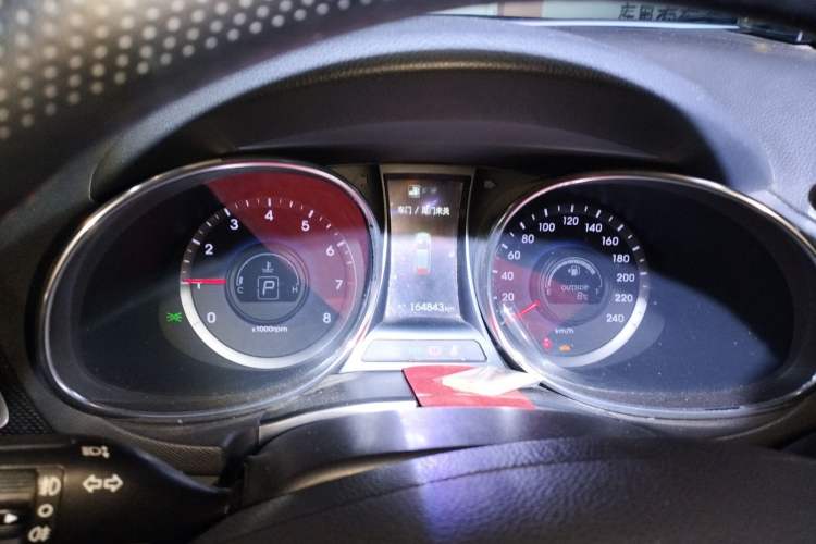 Used Hyundai Grand SantaFe 2013 3.0L 7-Seater Four-Wheel-Drive Comfort Edition Instrument Cluster