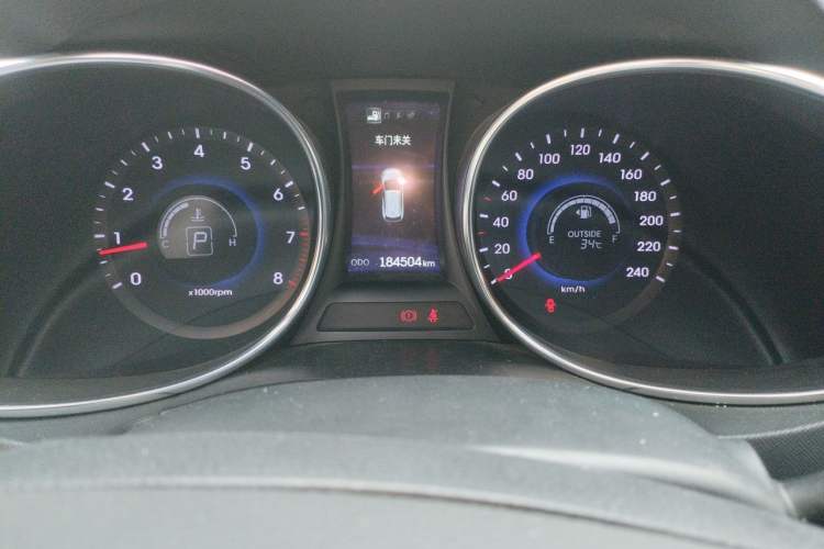 Used Hyundai Grand SantaFe 2013 3.0L 7-Seater Four-Wheel-Drive Comfort Edition Instrument Cluster