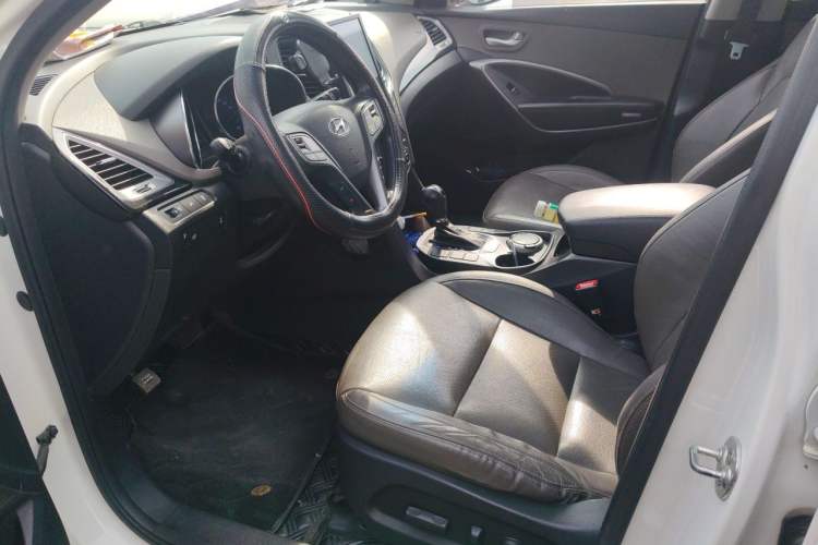 Used Hyundai Grand SantaFe 2013 3.0L 7-Seater Four-Wheel-Drive Comfort Edition Left Front Seat