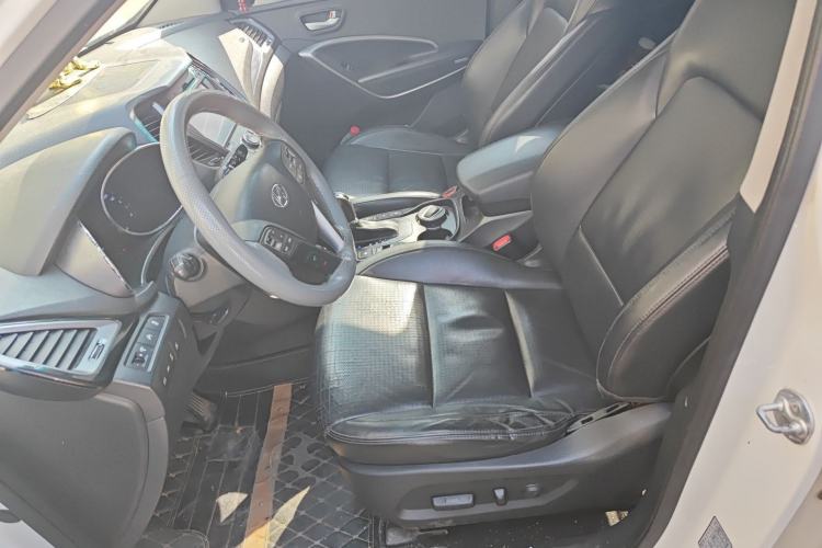 Used Hyundai Grand SantaFe 2013 3.0L 7-Seater 4x4 Flagship Edition Left Front Seat