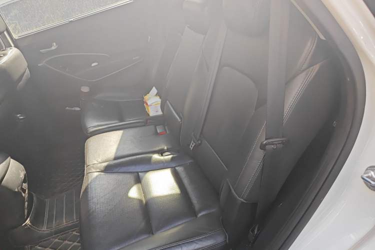 Used Hyundai Grand SantaFe 2013 3.0L 7-Seater 4x4 Flagship Edition Left Rear Seat