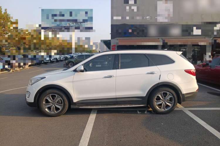 Used Hyundai Grand SantaFe 2013 2.2T 7-Seater Four-Wheel-Drive Comfort Edition Left Side