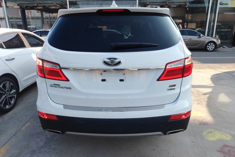 Used Hyundai Grand SantaFe 2013 3.0L 7-Seater 4x4 Flagship Edition Rear