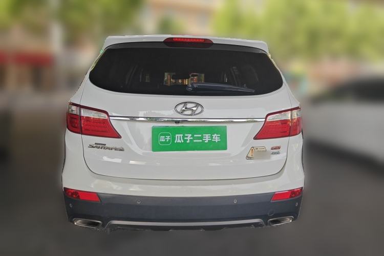 Used Hyundai Grand SantaFe 2013 3.0L 7-Seater Four-Wheel-Drive Comfort Edition Rear
