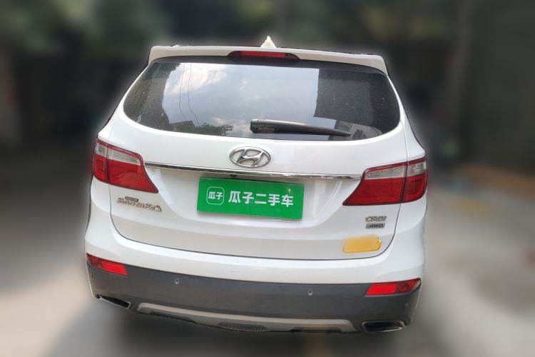 Used Hyundai Grand SantaFe 2013 2.2T 7-Seater Four-Wheel-Drive Luxury Edition Rear