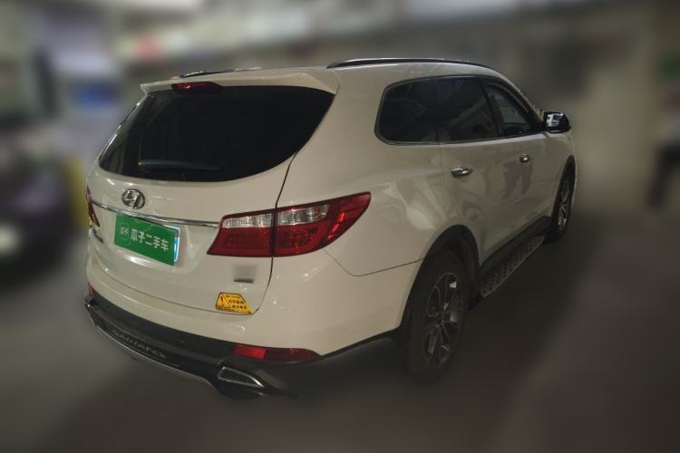Used Hyundai Grand SantaFe 2013 3.0L 7-Seater Four-Wheel-Drive Comfort Edition Rear Right 45 Deg