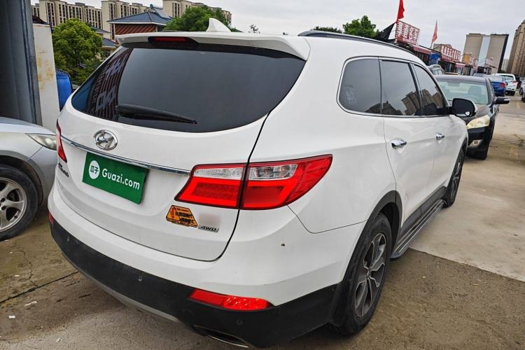 Used Hyundai Grand SantaFe 2013 3.0L 7-Seater Four-Wheel-Drive Comfort Edition Rear Right 45 Deg