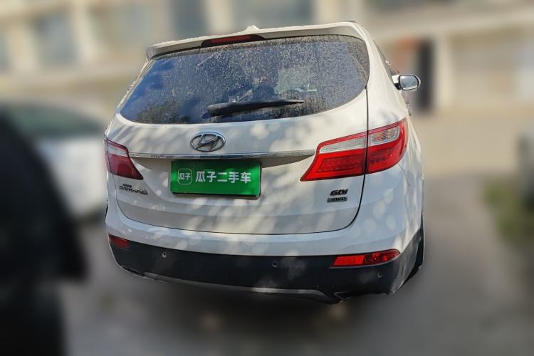 Used Hyundai Grand SantaFe 2013 3.0L 7-Seater 4x4 Flagship Edition Rear