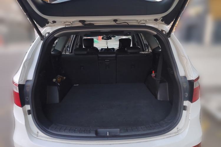 Used Hyundai Grand SantaFe 2013 3.0L 7-Seater Four-Wheel-Drive Comfort Edition Trunk