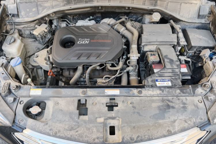 Used Hyundai Grand SantaFe 2015 2.0T 7-Seater Two-Wheel Drive Leading Edition Engine Bay