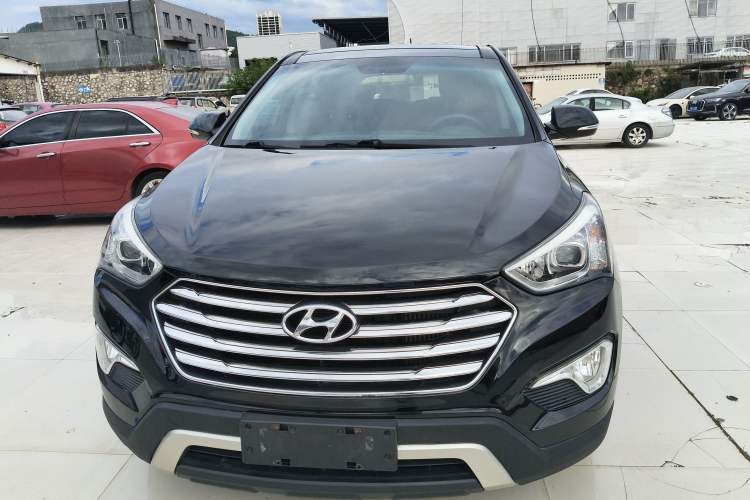 Used Hyundai Grand SantaFe 2015 2.2T 7-Seater Two-Wheel-Drive Zhi Ling Limited Edition Exterior 1