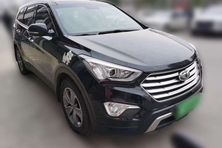 Used Hyundai Grand SantaFe 2015 2.0T 7-Seater Two-Wheel Drive Leading Edition Front Right 45 Deg