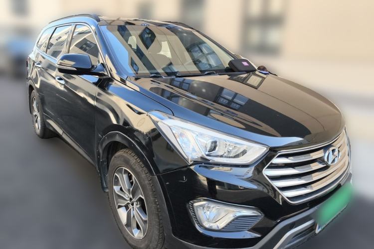 Used Hyundai Grand SantaFe 2015 2.0T 7-Seater Two-Wheel Drive Leading Edition Front Right 45 Deg