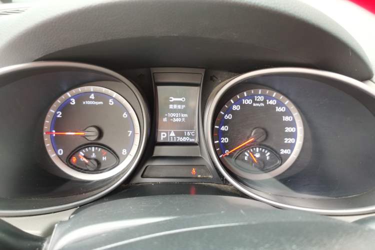Used Hyundai Grand SantaFe 2015 2.0T 7-Seater Two-Wheel Drive Leading Edition Instrument Cluster