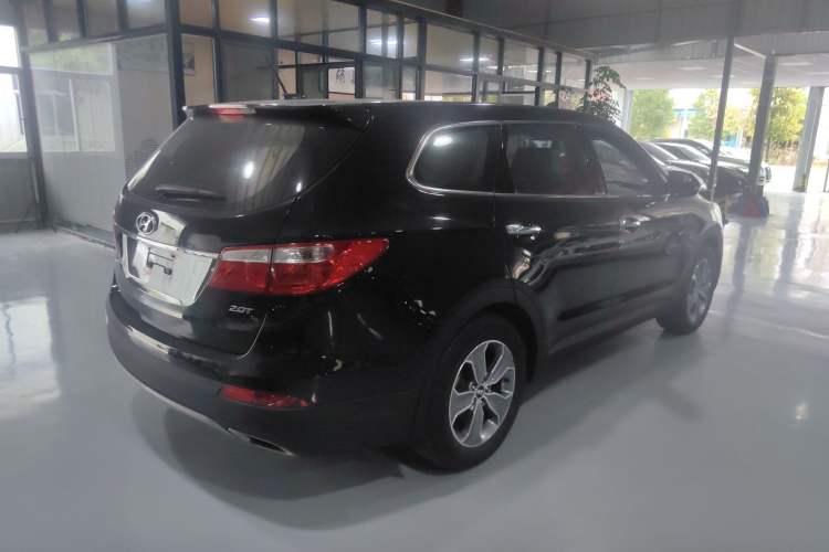 Used Hyundai Grand SantaFe 2015 2.0T 7-Seater Two-Wheel Drive Leading Edition Rear Right 45 Deg