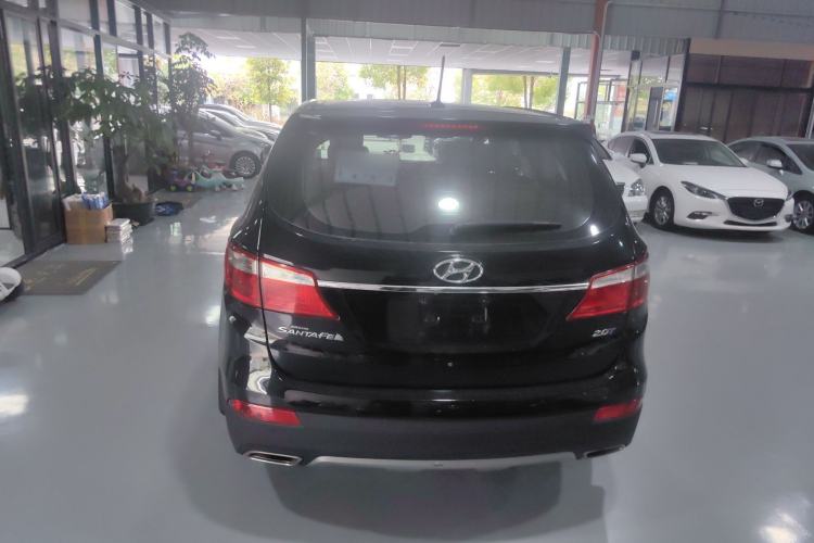 Used Hyundai Grand SantaFe 2015 2.0T 7-Seater Two-Wheel Drive Leading Edition Rear