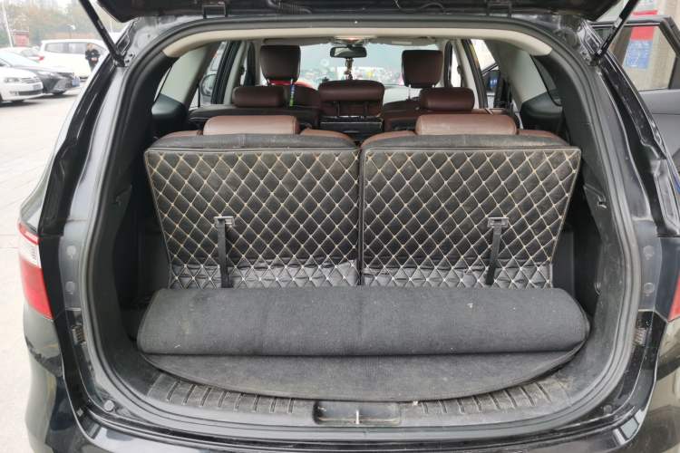 Used Hyundai Grand SantaFe 2015 2.0T 7-Seater Two-Wheel Drive Leading Edition Trunk
