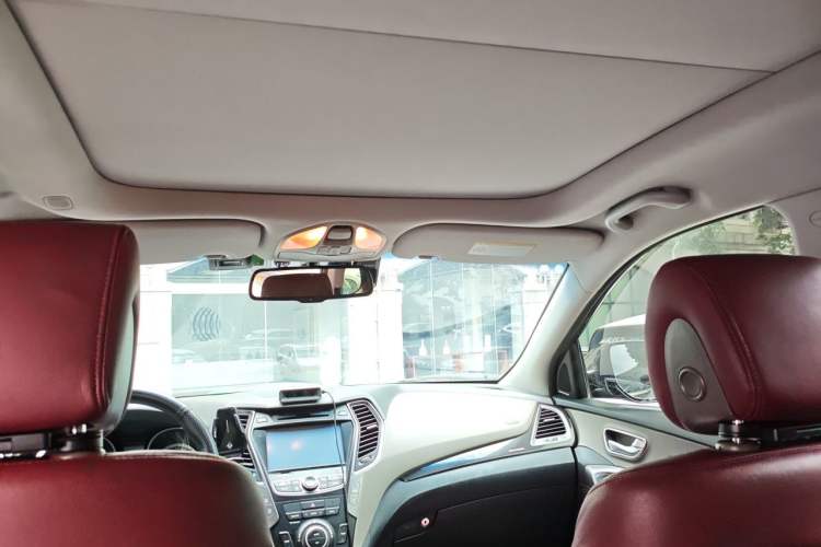 Used Hyundai Grand SantaFe 2015 2.0T 7-Seater Two-Wheel Drive Leading Edition Headliner