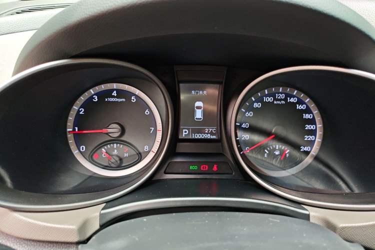 Used Hyundai Grand SantaFe 2015 2.0T 7-Seater Two-Wheel Drive Leading Edition Instrument Cluster