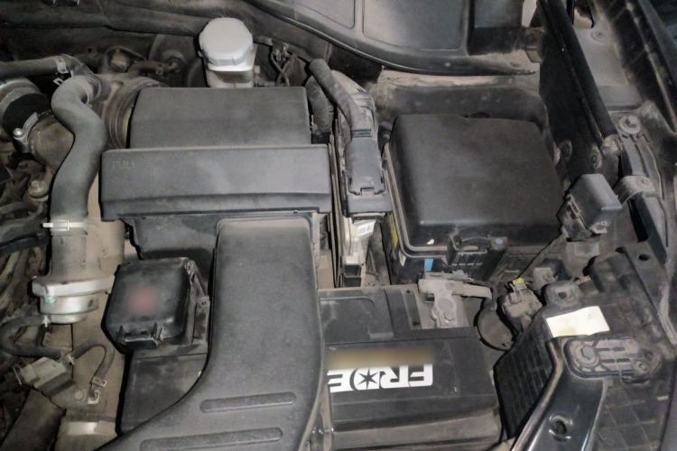 Used Hyundai Grand SantaFe 2015 2.0T 7-Seater Two-Wheel Drive Leading Edition Engine Bay Left