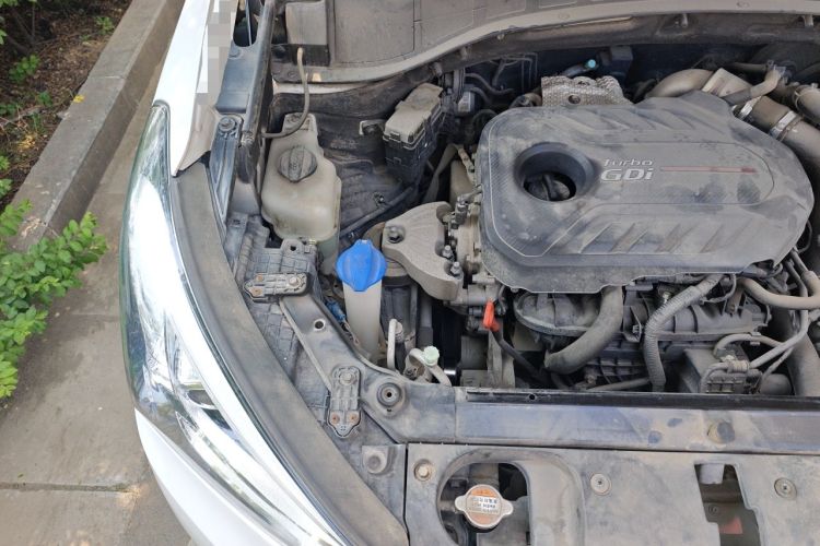 Used Hyundai Grand SantaFe 2015 2.0T 7-Seater Two-Wheel Drive Leading Edition Engine Bay Right