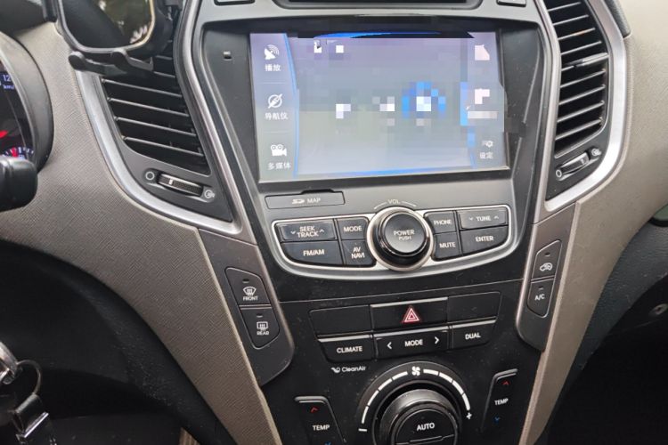 Used Hyundai Grand SantaFe 2016 2.0T 7-Seater Four-Wheel-Drive Leading Edition Audio And AC Panel