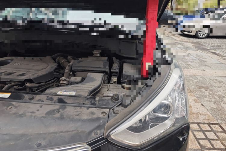 Used Hyundai Grand SantaFe 2016 2.0T 7-Seater Four-Wheel-Drive Leading Edition Engine Bay Left