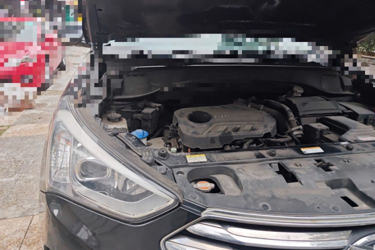 Used Hyundai Grand SantaFe 2016 2.0T 7-Seater Four-Wheel-Drive Leading Edition Engine Bay Right